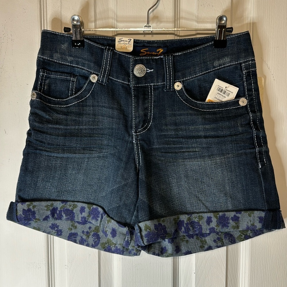 NWT Seven7 Blue Harper Denim Shorts Size 7
